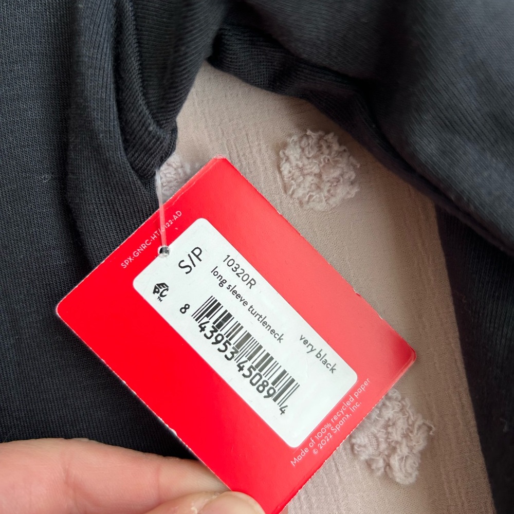 NWT Spanx Long Sleeve Turtleneck Tee Sz S Very Black - Picture 4 of 6